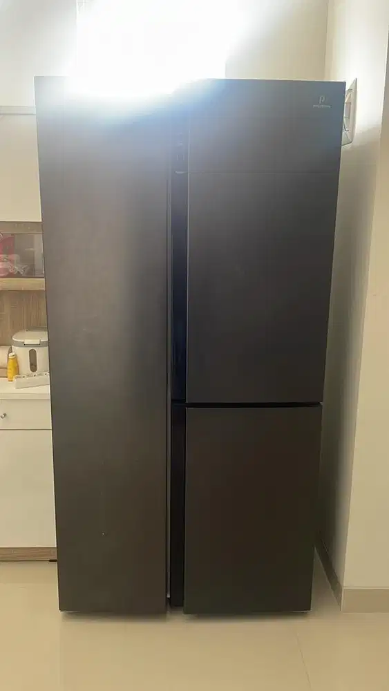 Kulkas Polytron PRS 550T