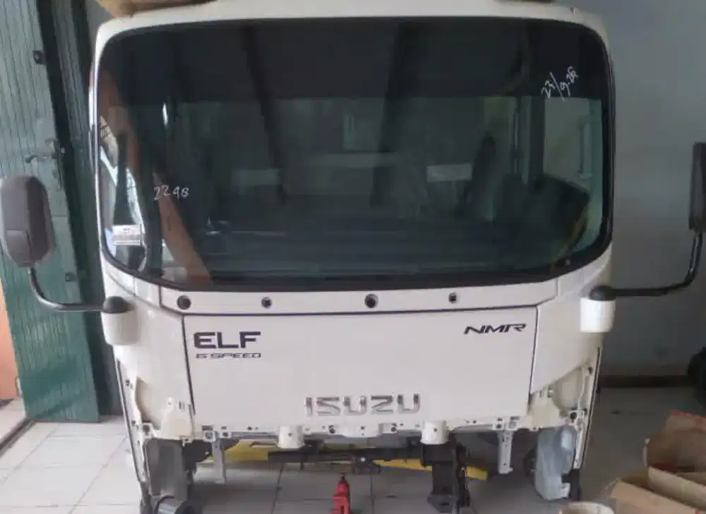 Kabin elf giga uero4 ORI copotan