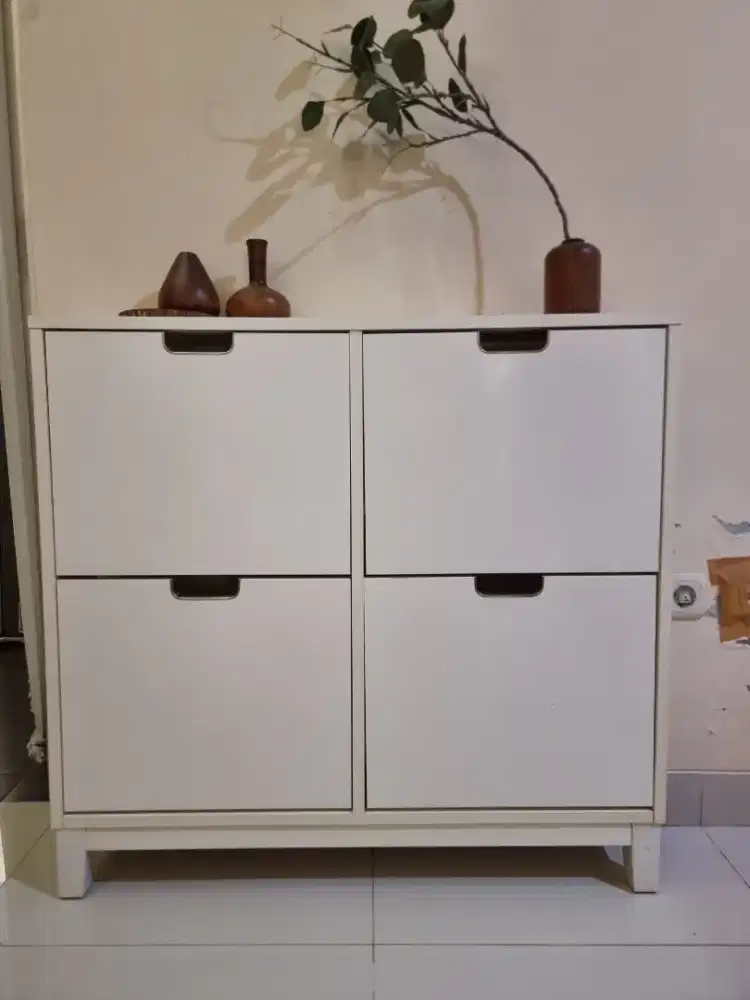 Rak Sepatu IKEA