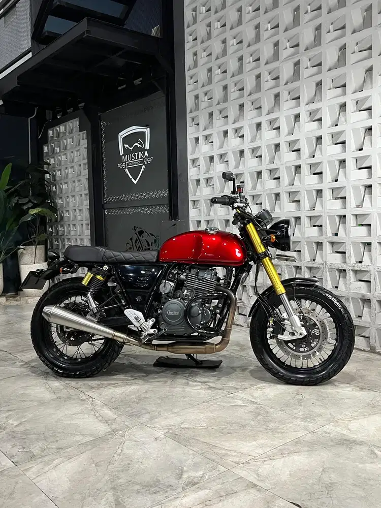 Moge Kalcer!!Cleveland Ace Scrambler 400 th 2022 - Ayu Mustika