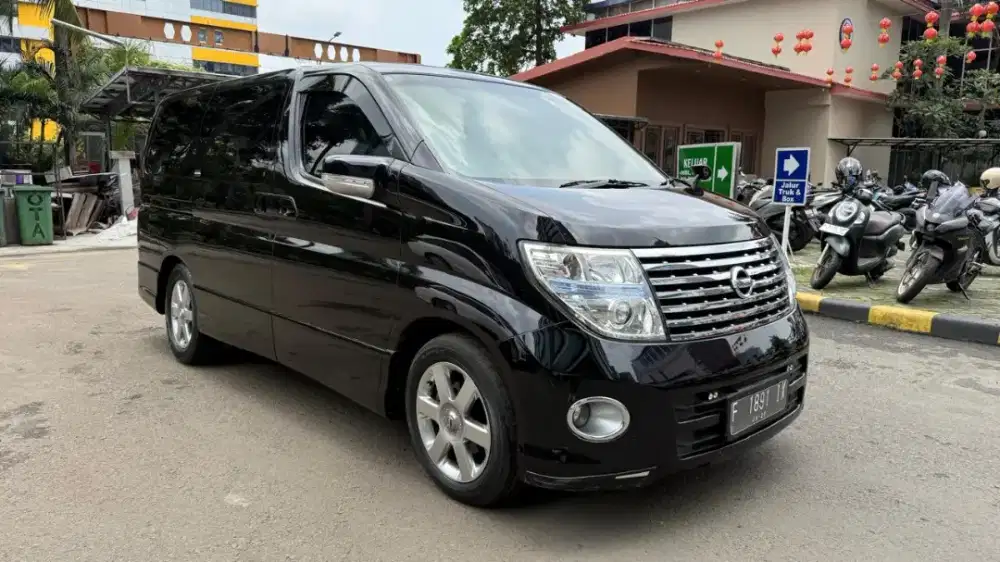 Nissan Elgrand 2.5 HWS 2007