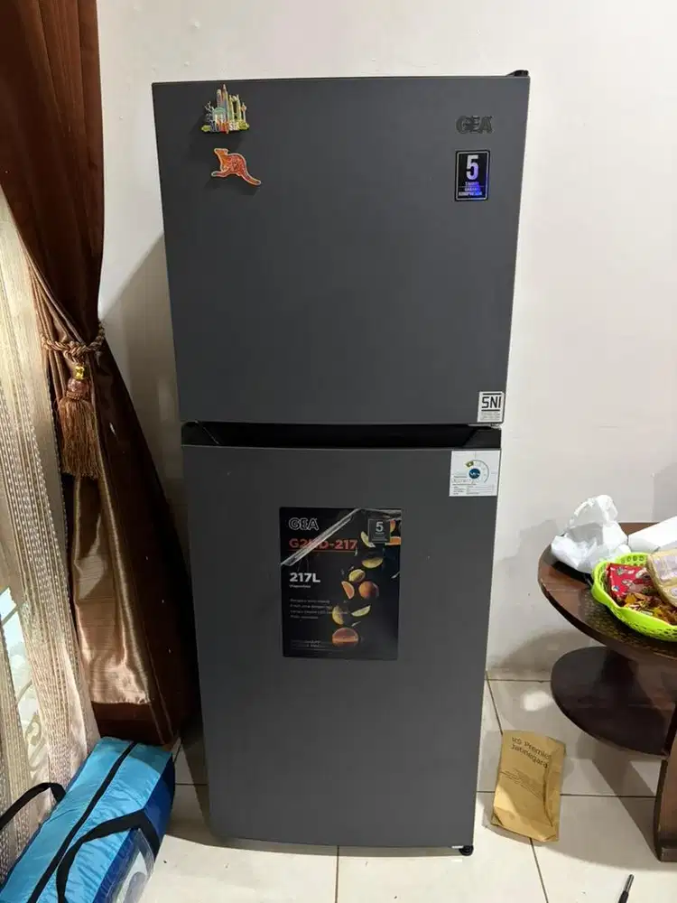 KULKAS GEA G2HD 217 LEMARI ES 2 PINTU G2HD-217 2 PINTU