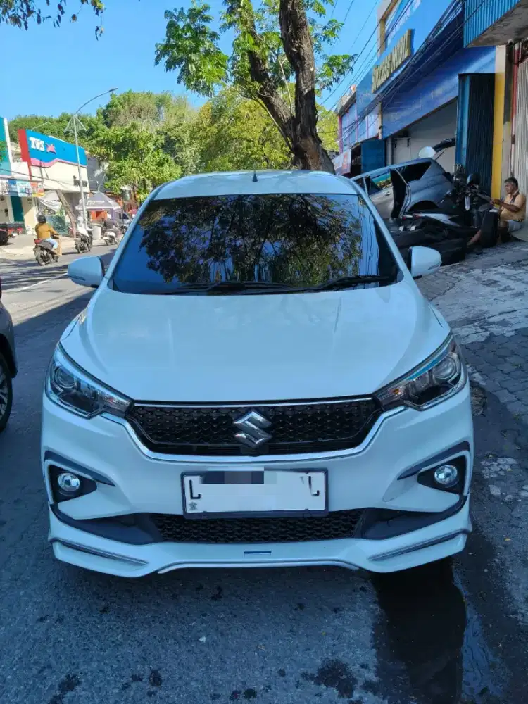 Suzuki Ertiga GT Sport Hybrid 2023 Matic Putih Istimewa