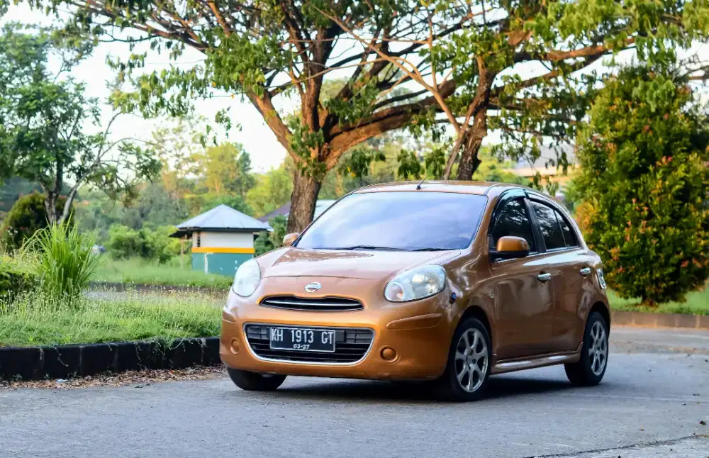 Nissan March transmisi Metik