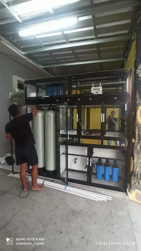 Depot galon air minum isi ulang terbaru