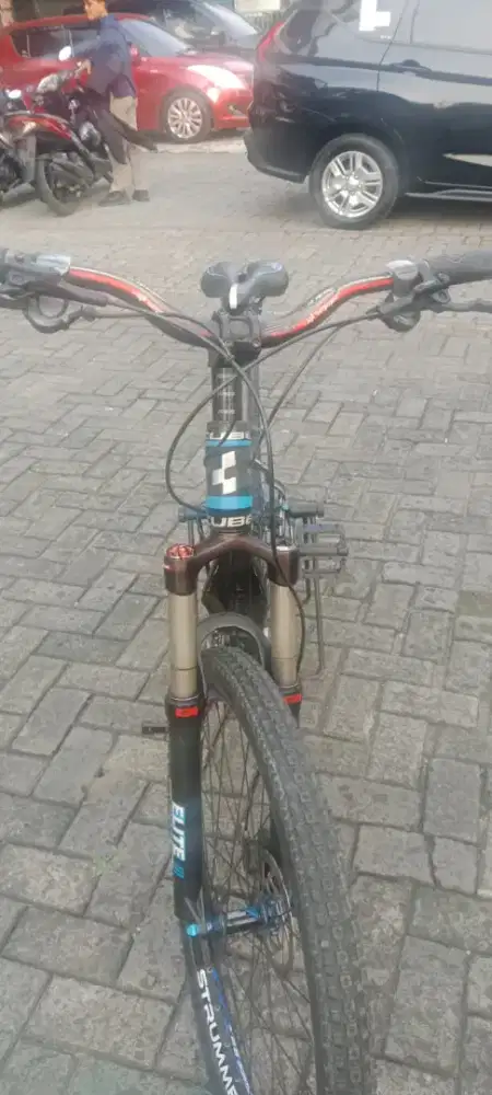 MTB Cube Elite 3