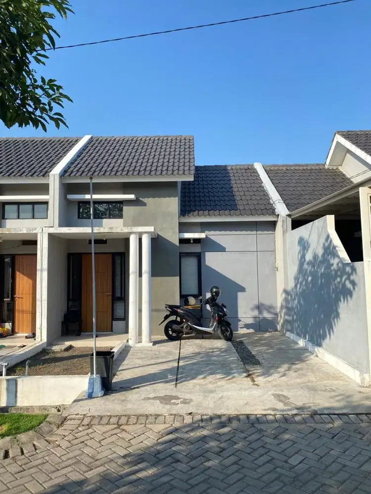 Rumah dijual/over kredit Surya Breeze Gedangan Sidoarjo