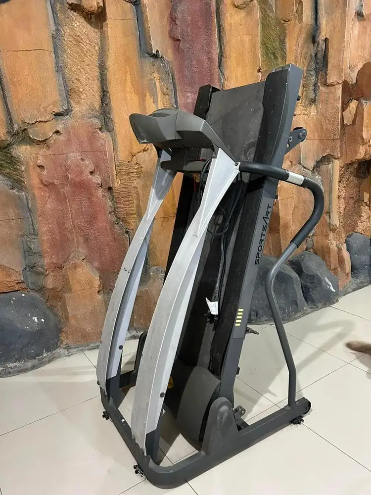treadmill bekas masih mulus