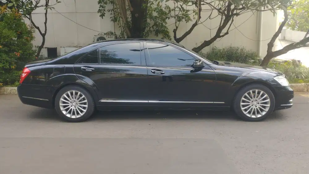 MERCEDES BENZ S300 2011 S300L