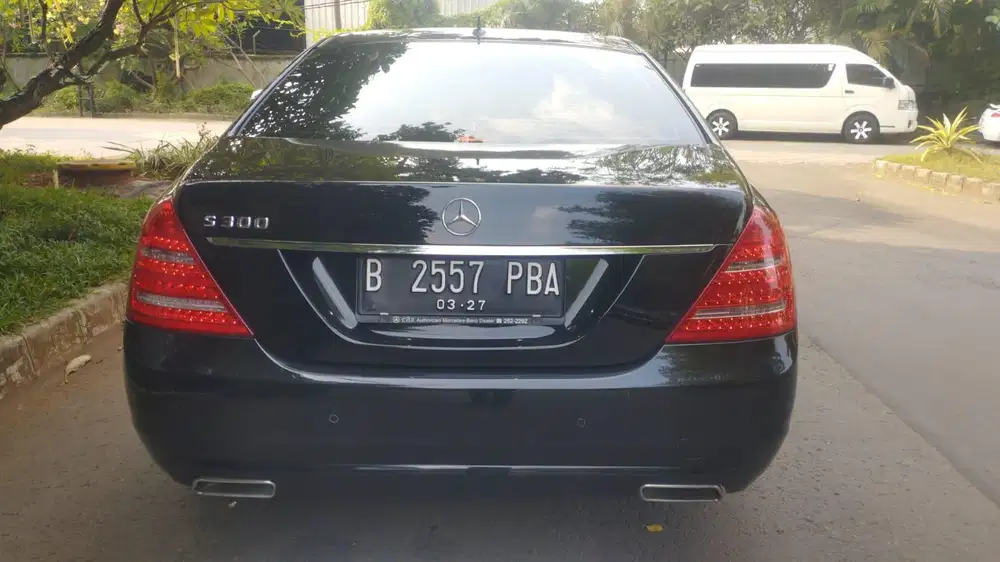 MERCEDES BENZ S300 2011 S300L