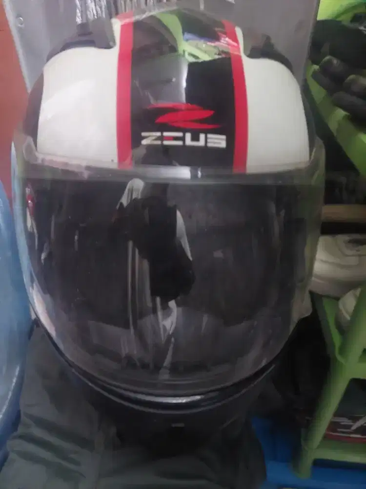 JUAL HELEM BEKAS