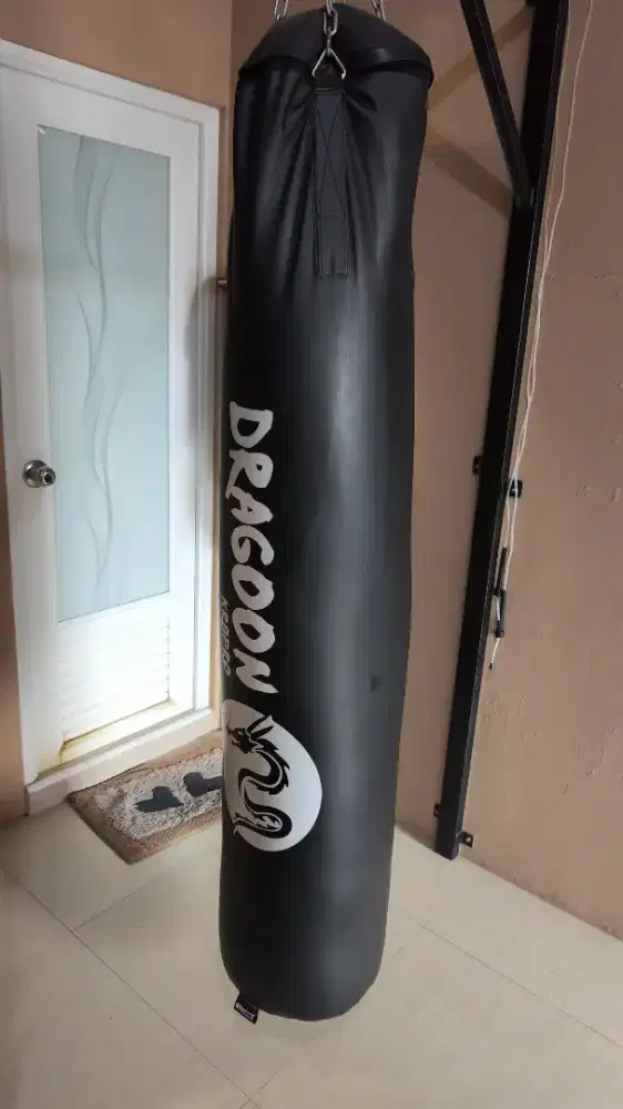Samsak profesional sudah di isi tinggi 150 CM