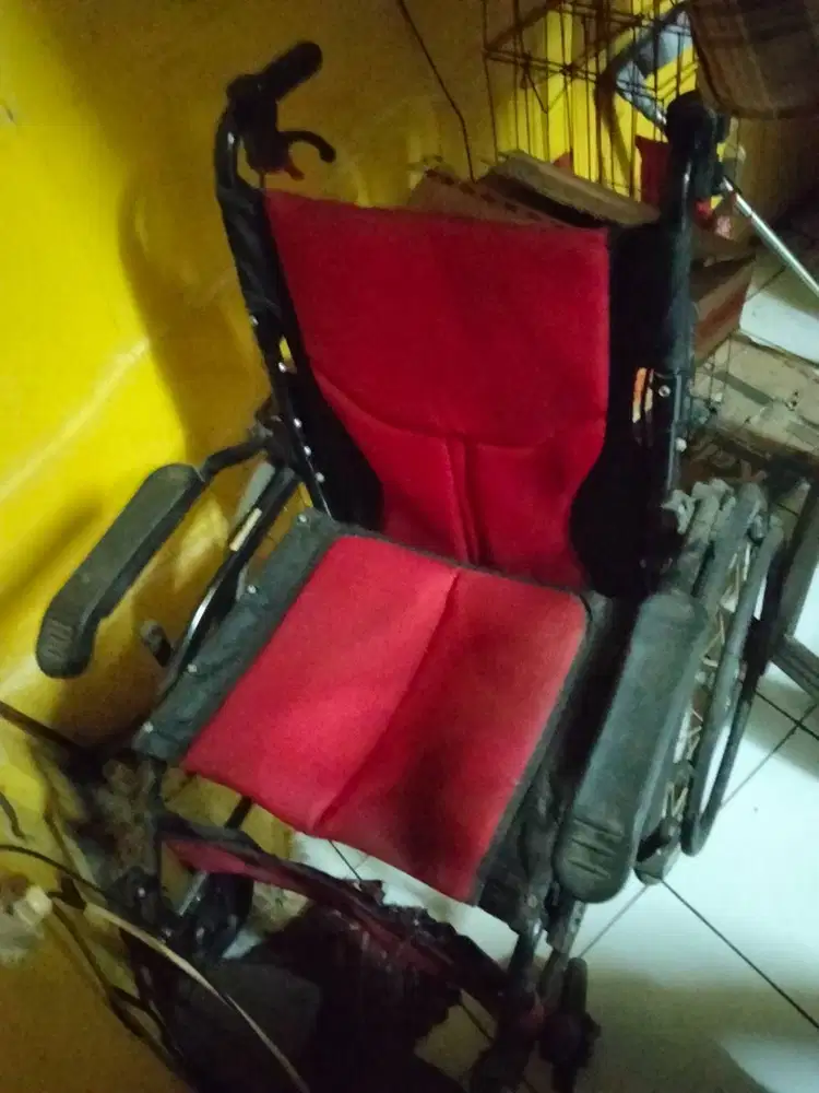Kursi rodal lipat kondisi msh baik blm ada rusak