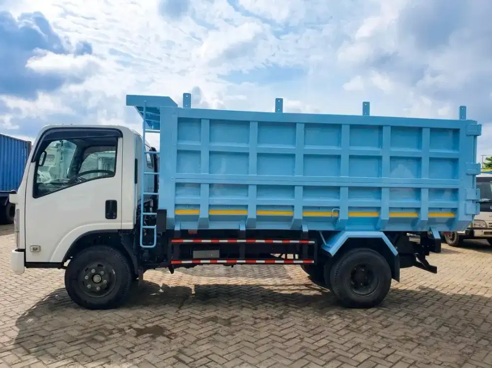 ISUZU NMR 71T HD 6.1 / ( Dump Truck ) 2020
