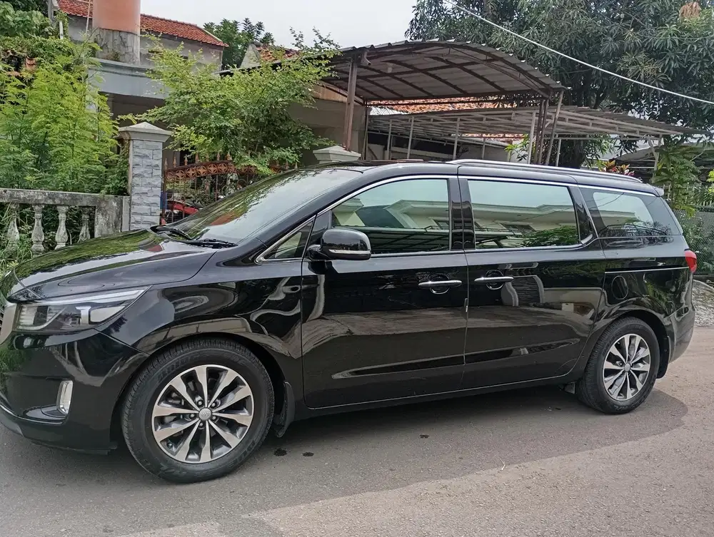 Kia Sedona 2018 Bensin