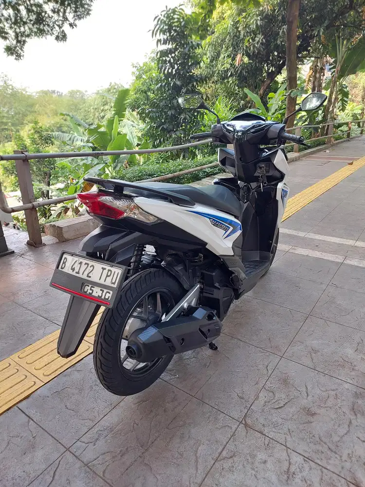 DIJUAL CASH HONDA VARIO 125 LED OLD CBS FI THN 2017 PJK IDUP SIAP