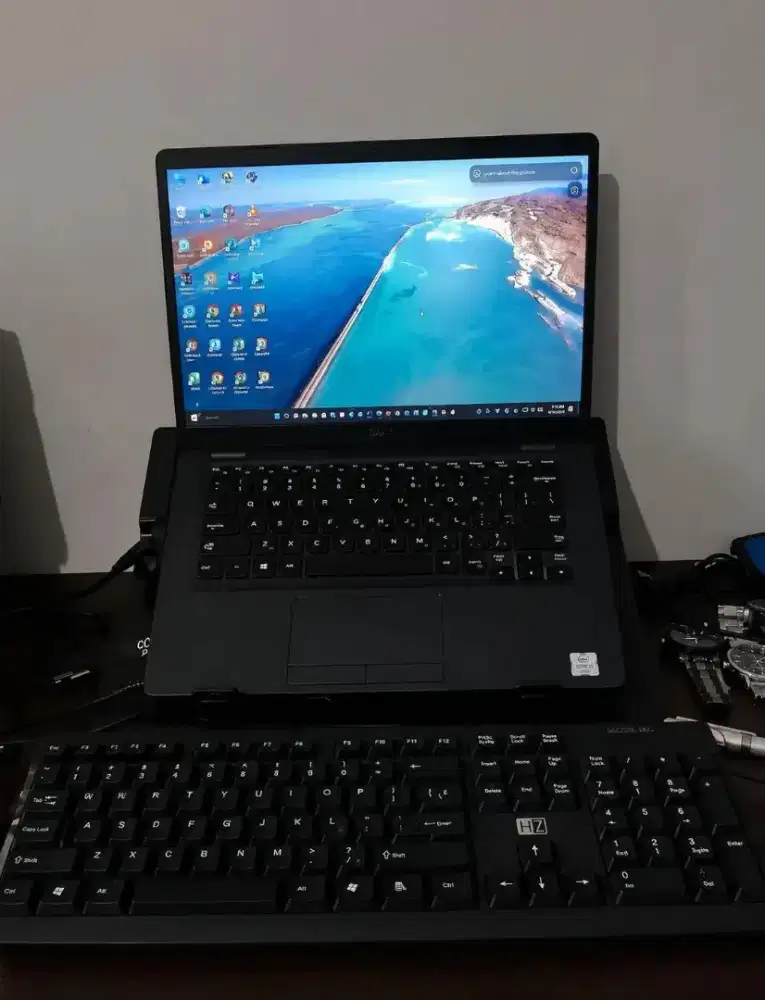 DELL LAPTOP NEW