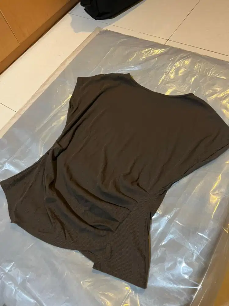 Baju atasan merk HULM
