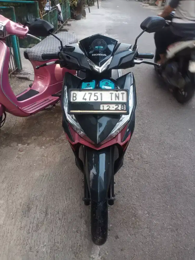 Vario 150 led old