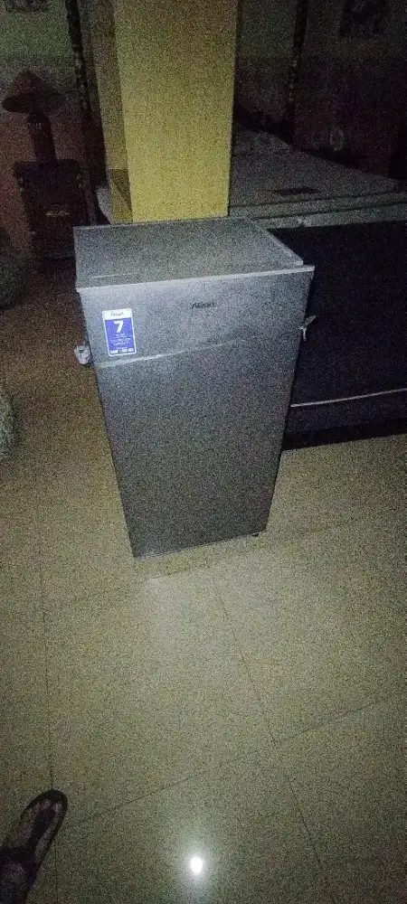Kulkas Aqua 1 pintu