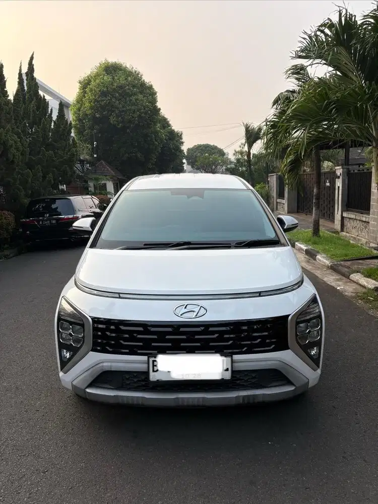 Hyundai Stargazer Prime 7-seat 2023