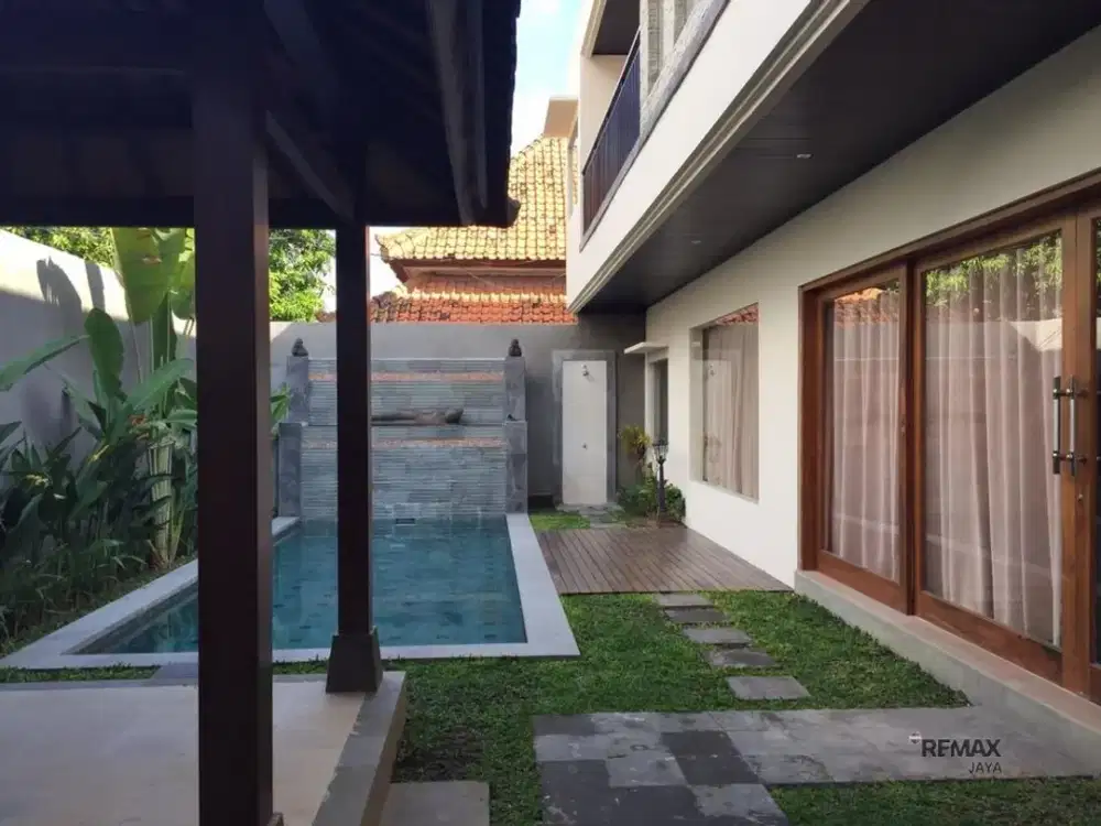 Villa Cantik Siap Huni Disewakan, di Seminyak Area