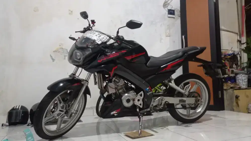 Yamaha Vixion NVL 2013 Hitam