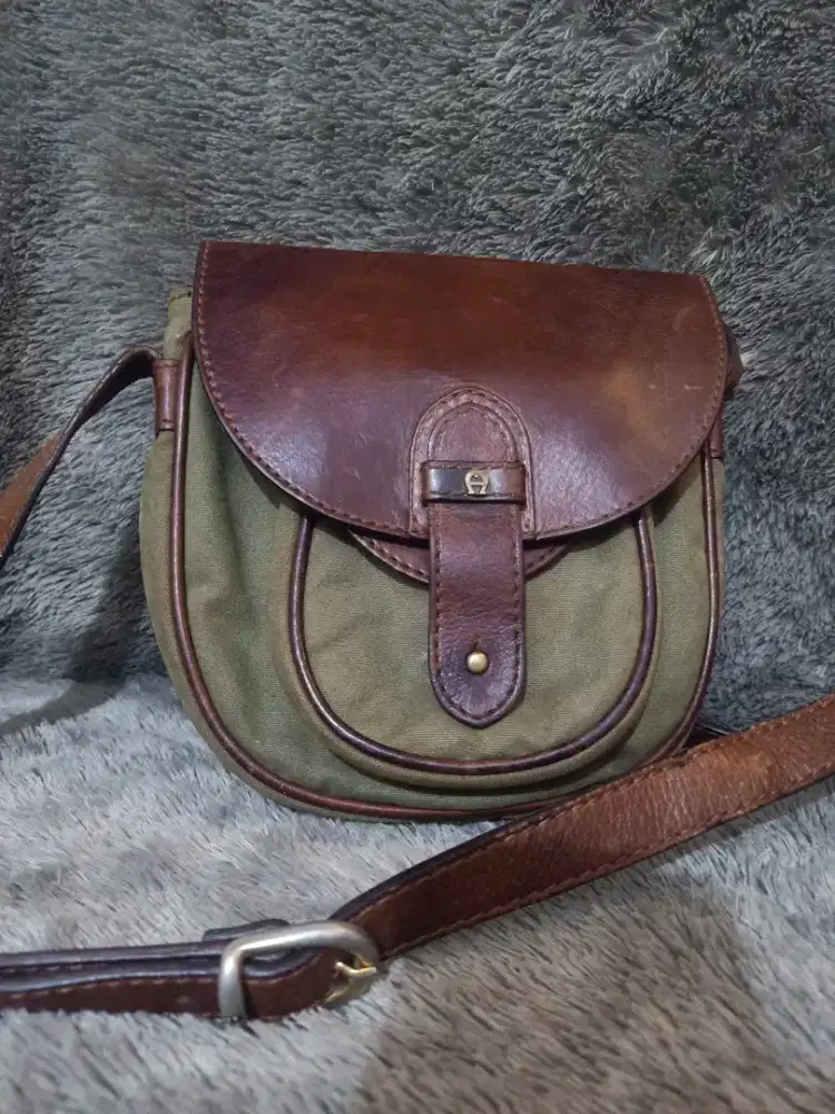 Aigner vintage authentic
