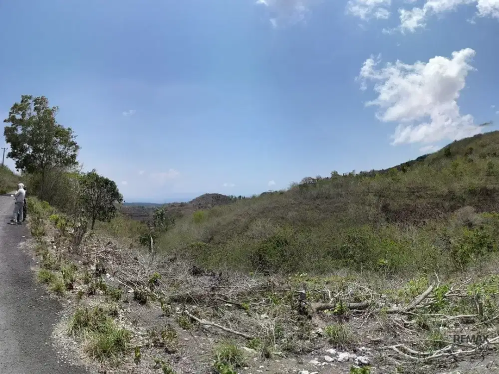 Tanah Strategis 132,6 Are Dijual di Tanglad, Nusa Penida Area