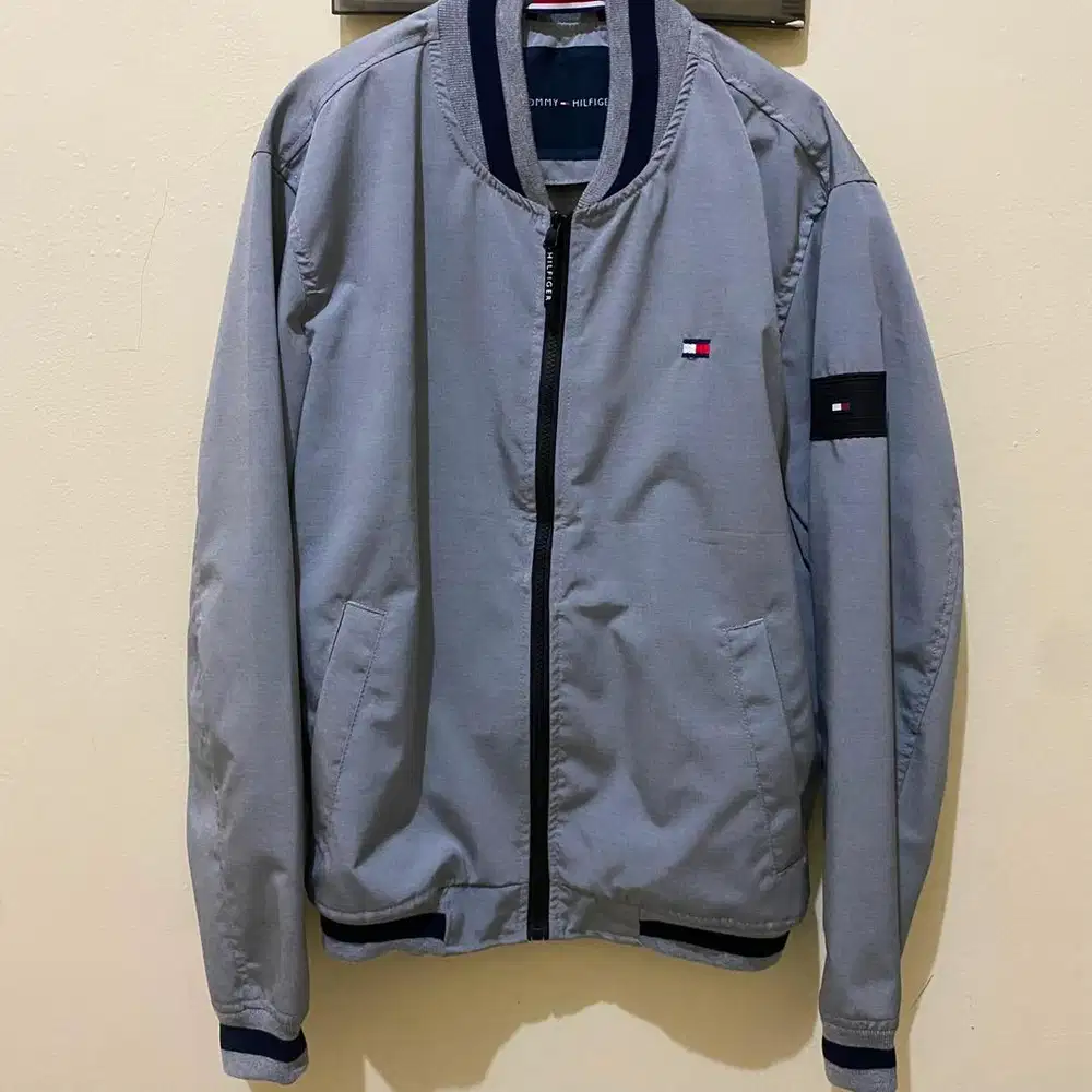 Jaket TOMMY HILFIGER Grey