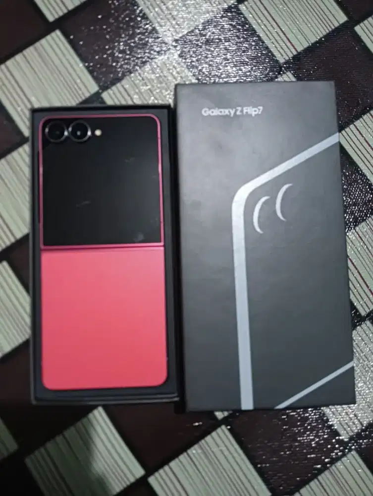 SAMSUNG FLIP 7 12/512