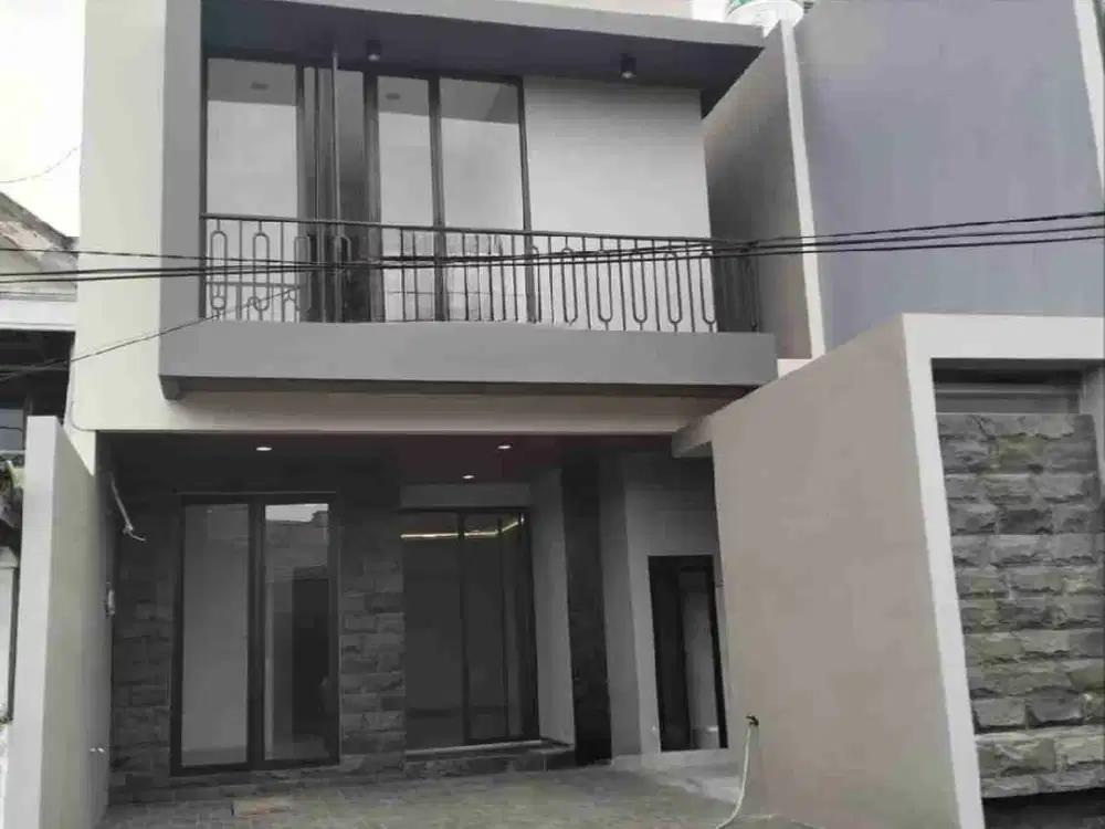 Rumah Baru Contemporer Manyar Surabaya Timur