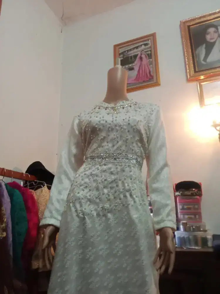 375 saja muluss terawatt... Baru sekali pk pengantin muslim
