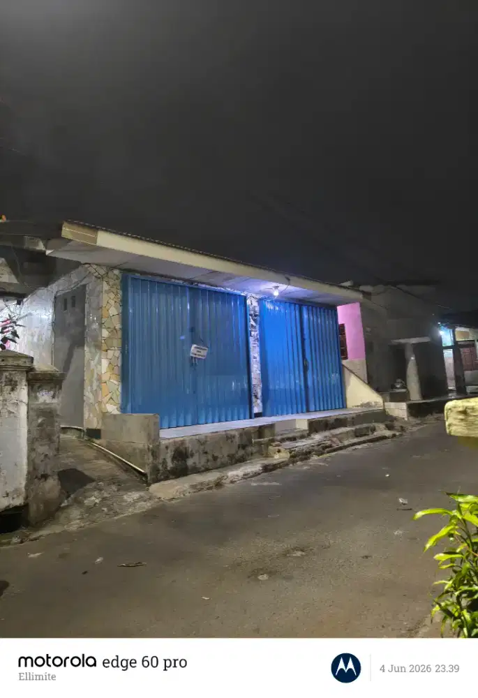 Disewakan 2kios jadi 1
