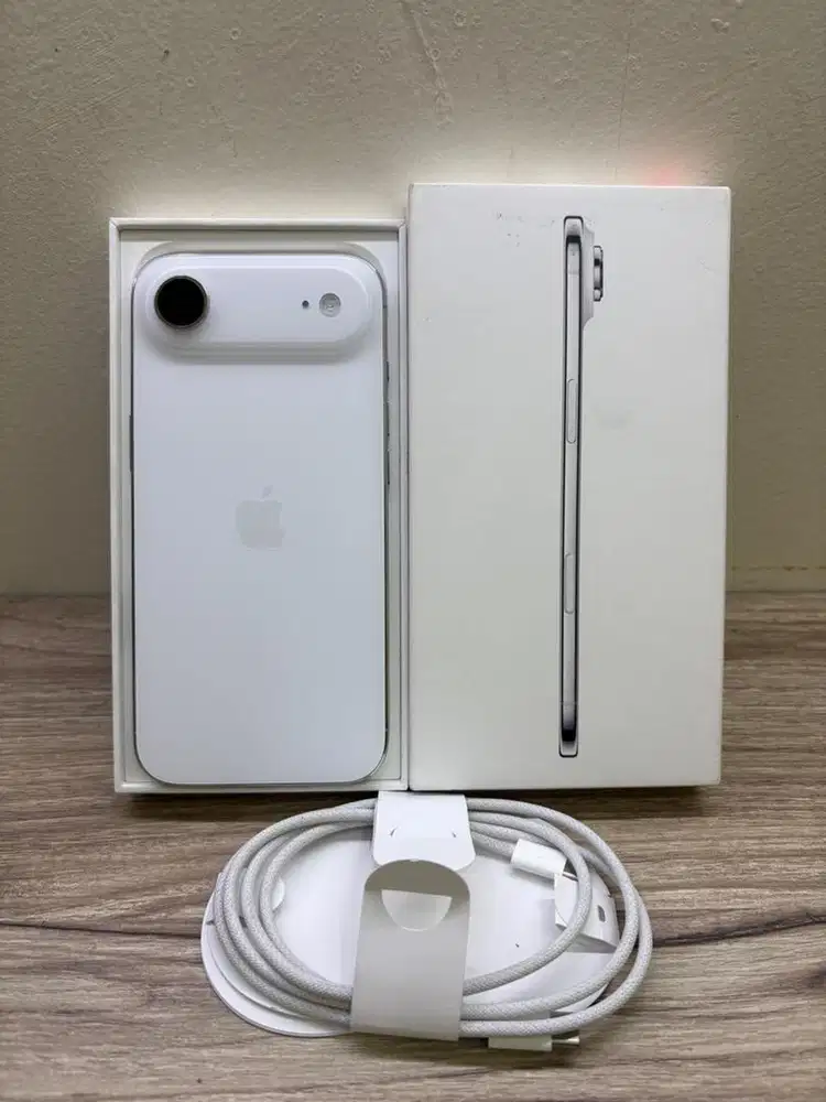 Iphone 17 Air 256gb ibox garansi april 2027