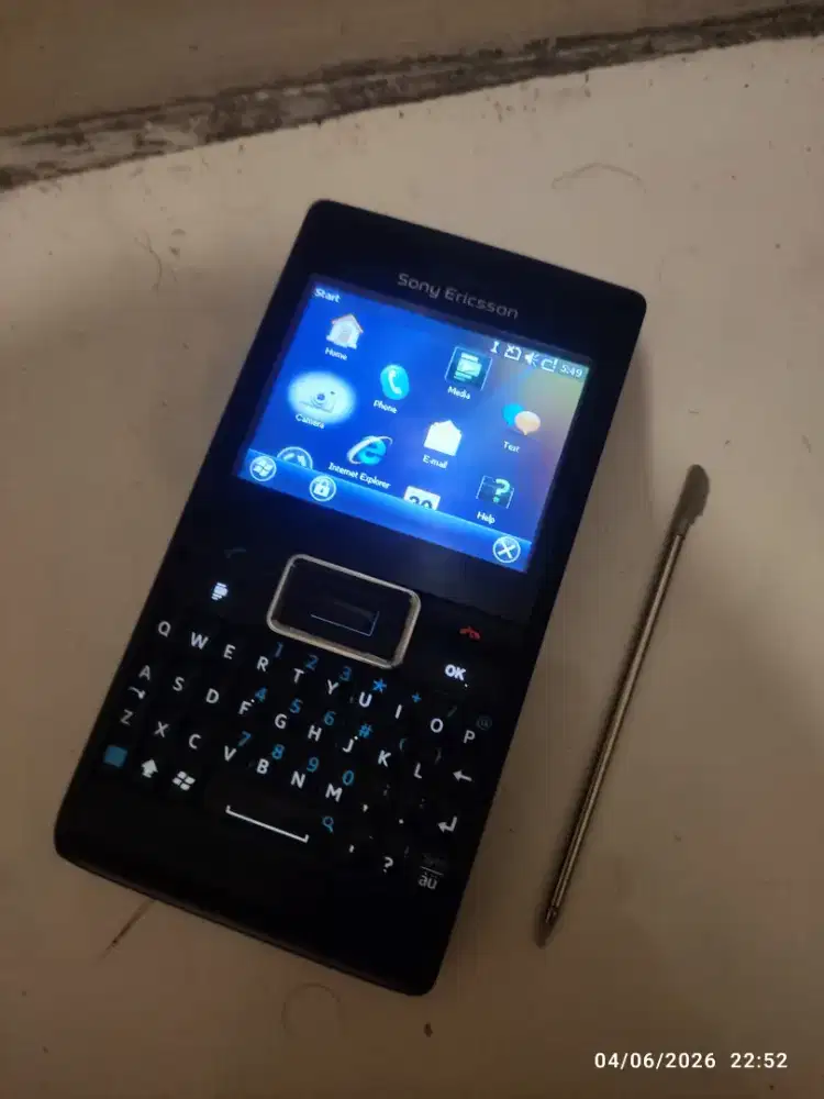 HAPE KOLEKSI SONY M1I ASPEN WINDOWS MULUS NORMAL MURAH MERIAH