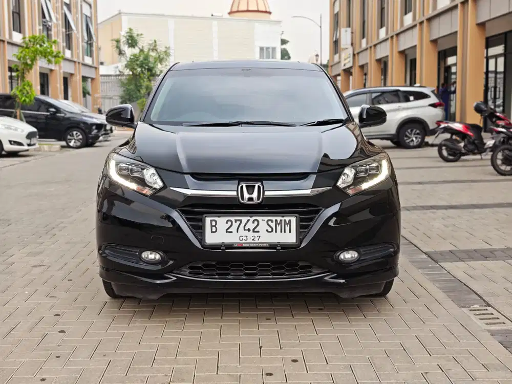 HONDA HR-V 1.8 PRESTIGE AT 2017 LOW KM & SIAP PAKAI
