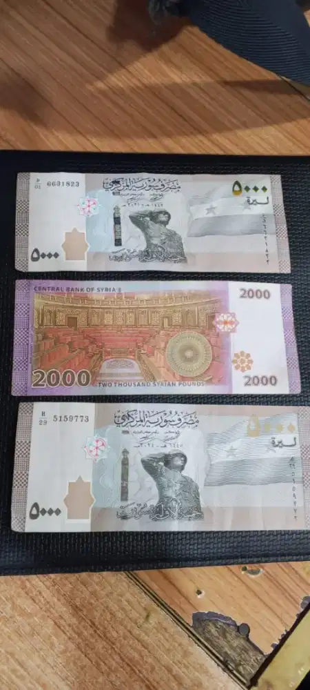 uang kertas poud syriah pecahan 2000+5000+5000