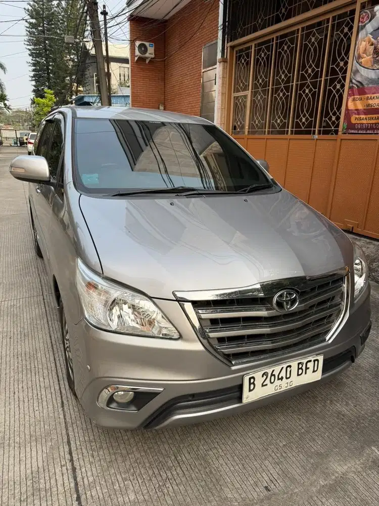 Toyota Innova V Diesel 2015