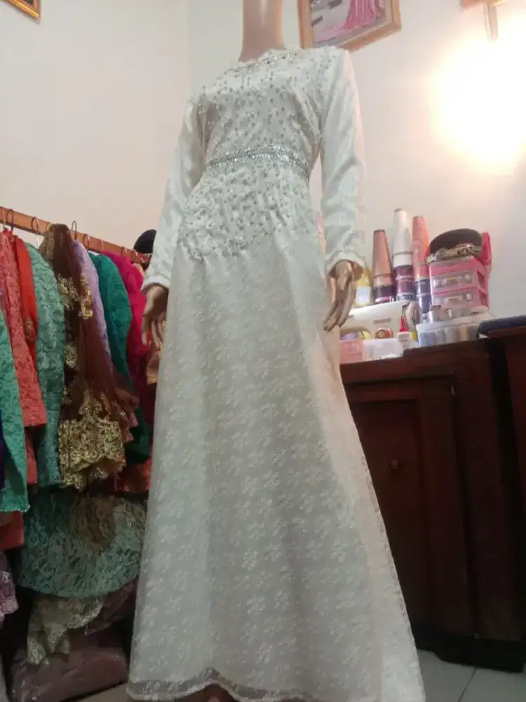 375 saja muluss terawatt... Baru sekali pk pengantin muslim