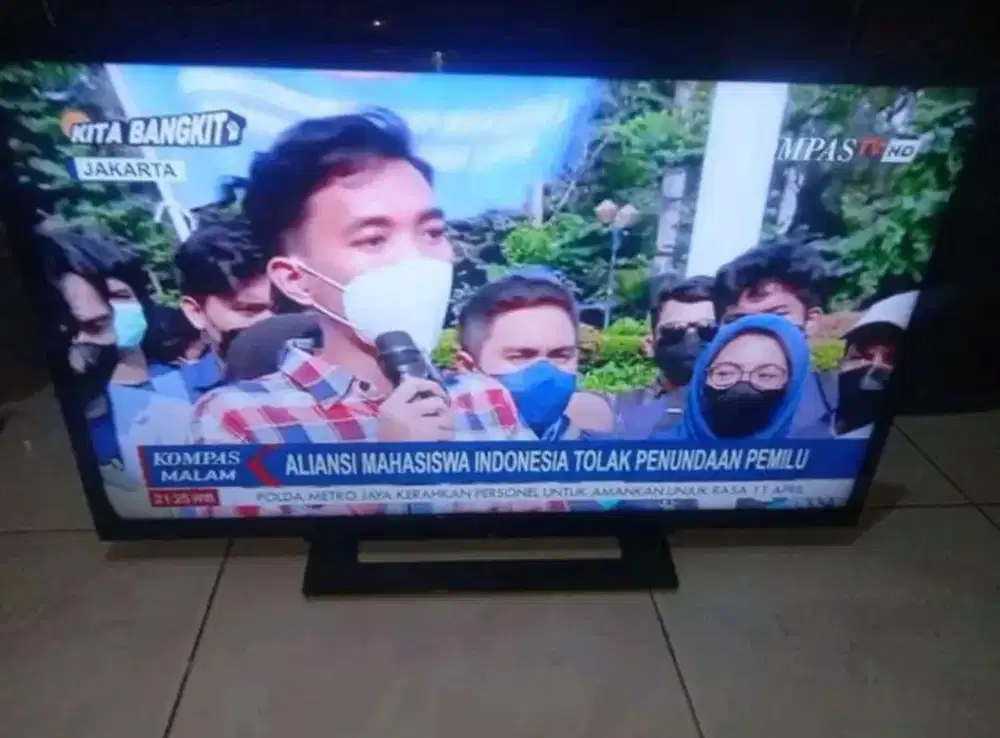 TV LED SONY 32 INCH MASIH ANALOG