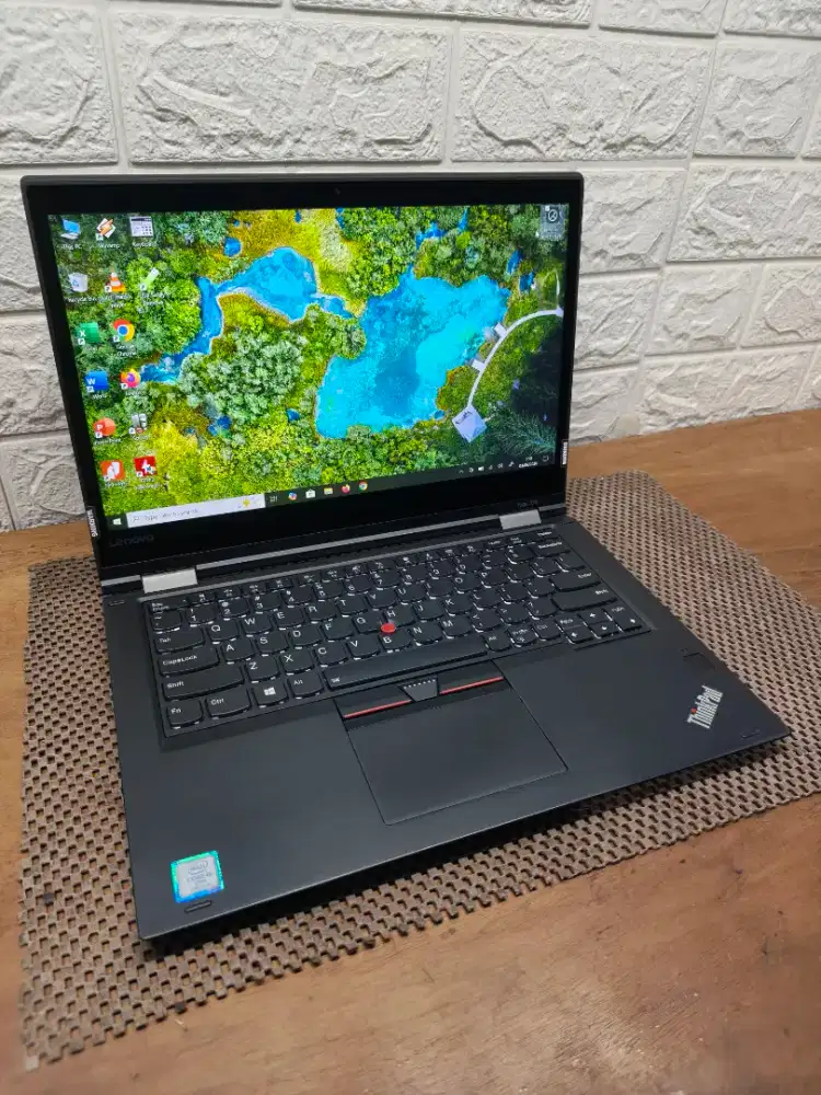 Lenovo Thinkpad Yoga 370 Core i5 Gen-7 (8/256gb) 13,3 inch Laptop 2in1