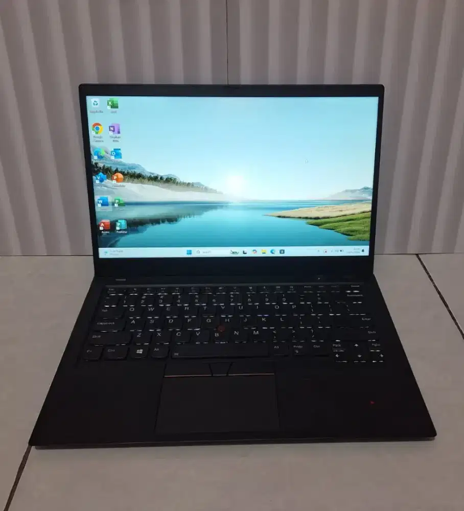 Lenovo ThinkPad X1 Carbon i7 Gen 8