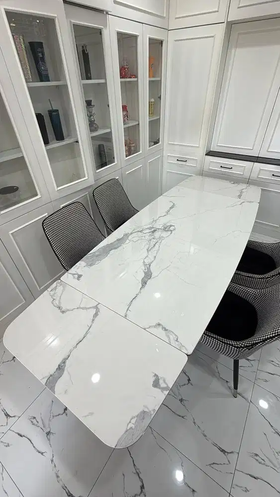 1 Set Meja Makan Lipat Sintered Stone Luxury + 4 Kursi - Informa