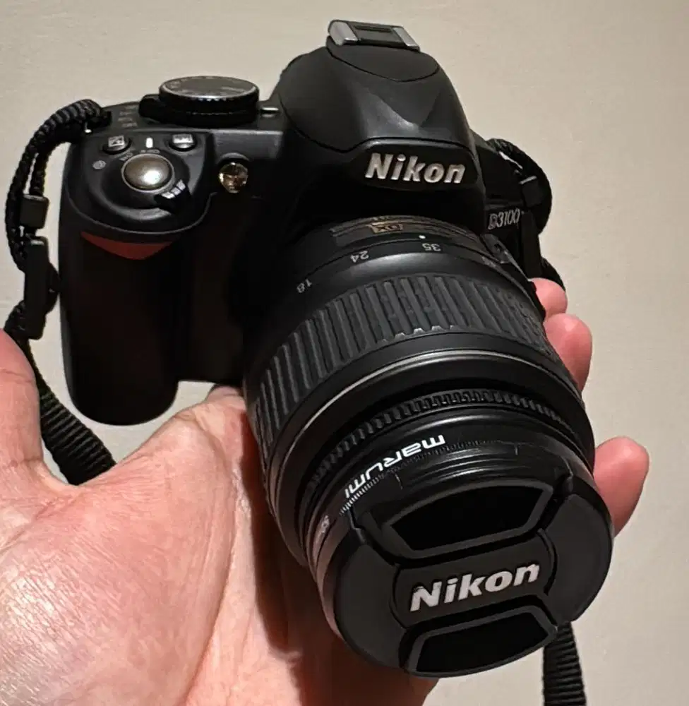 Nikon D3100 full set box like new