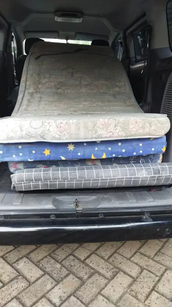 4 pcs Kasur bekas untuk mess karyawan