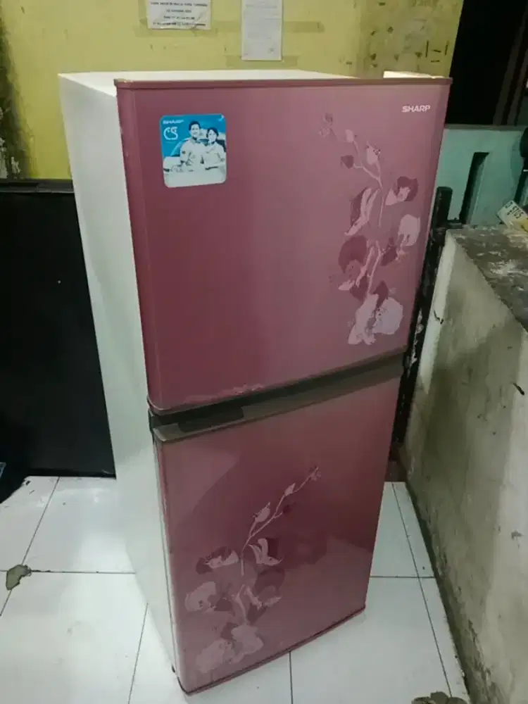 KULKAS SHARP 2 PINTU