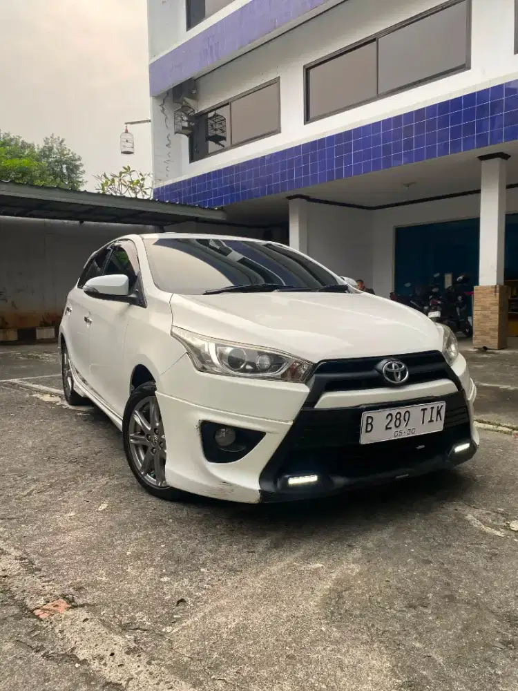 YARIS S TRD MATIC 2015