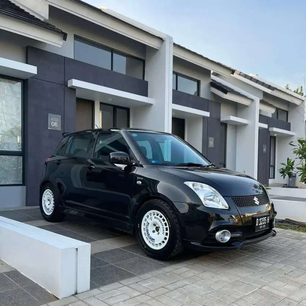 Suzuki Swift GT3 1.5 MT 2010 BLACK