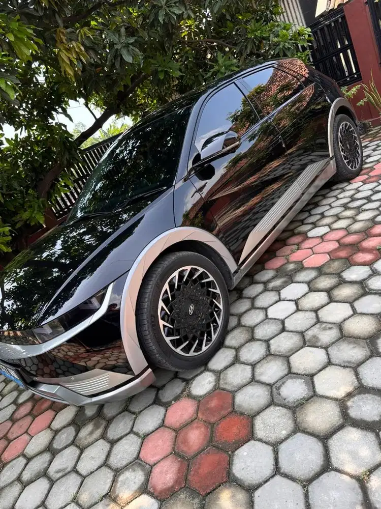 JUAL IONIQ 5 LOW KM (30RB) BLUELINK